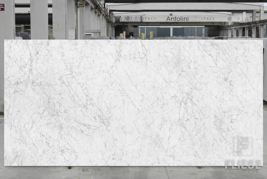 Nahaufnahme der Bianco-Carrara-Maserung